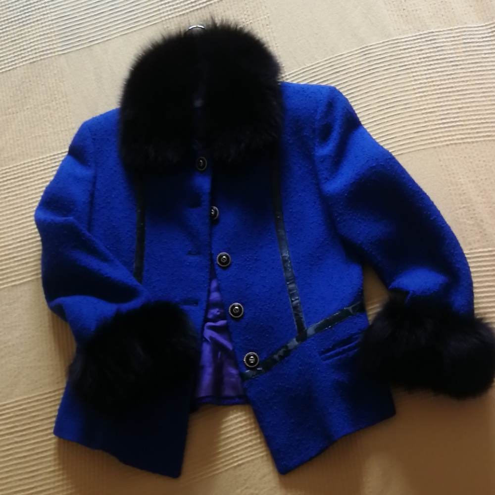 Elegant woman jacket high vintage France brand